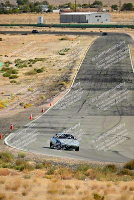 media/Oct-18-2025-Extreme Speed (Sat) [[d6d7e1fef1]]/Group 3 Purple/Session 3 (Turn 1)/